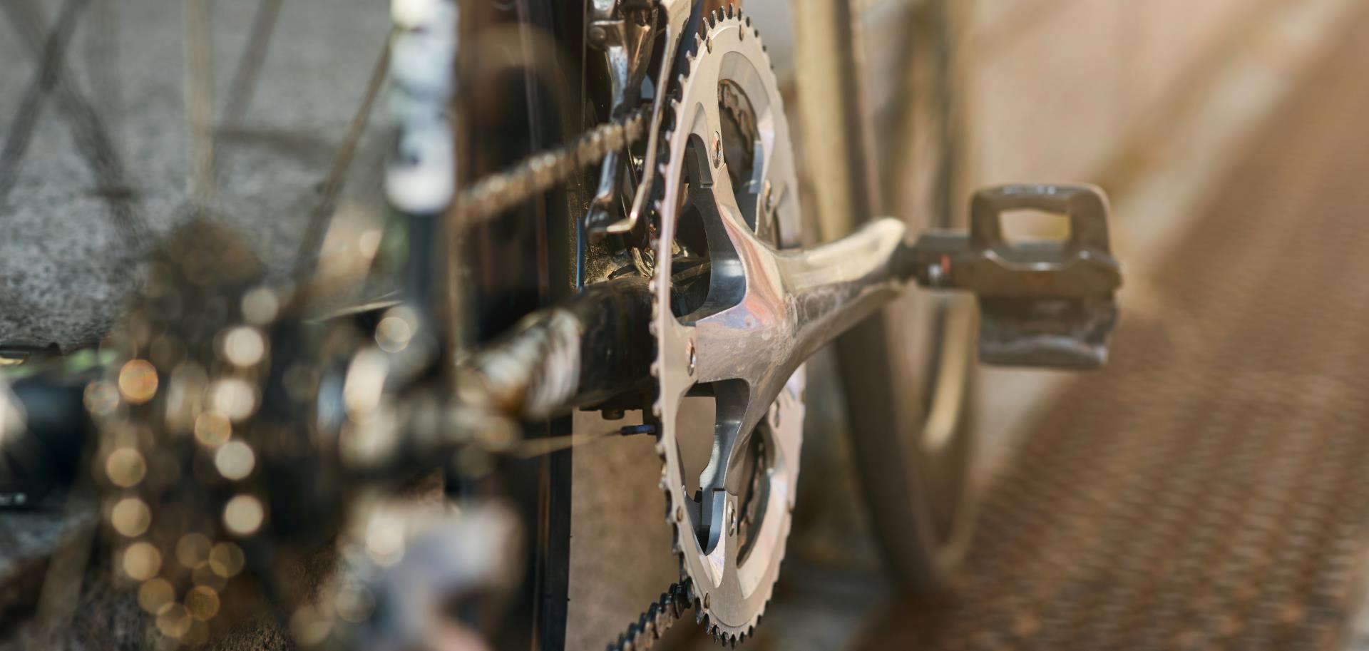 website-header-of-detailed-view-of-bicycle-mechani-2021-12-09-04-16-15-